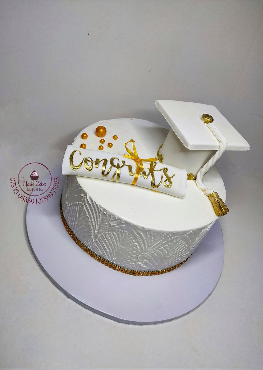NaxieCakes's tweet photo. Graduation cakes photo dump ๐จ๐พโ๐
#ECD
#NaxieCakes
#NdebeleTwitter
#TheBulawayoBaker https://t.co/VGVt9xGfcP