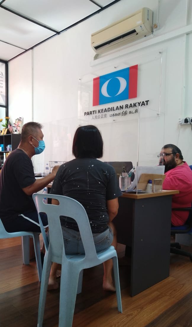 jaszpkr's tweet photo. Mendengar dan meneliti masalah penduduk di kawasan Gopeng.🙏🇲🇾 https://t.co/iWP2D336Ll