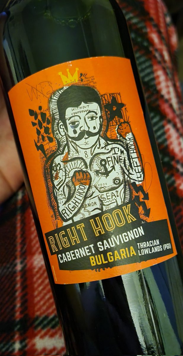 MissYvette011's tweet photo. 24 days of my wine advent calendar #WineTime #Christmas #Advent #AdventCalendar #WineMe #love #Day1 #RightHookCabernet #Bulgaria @TheMightyJ10 https://t.co/AEuHsqzYSv