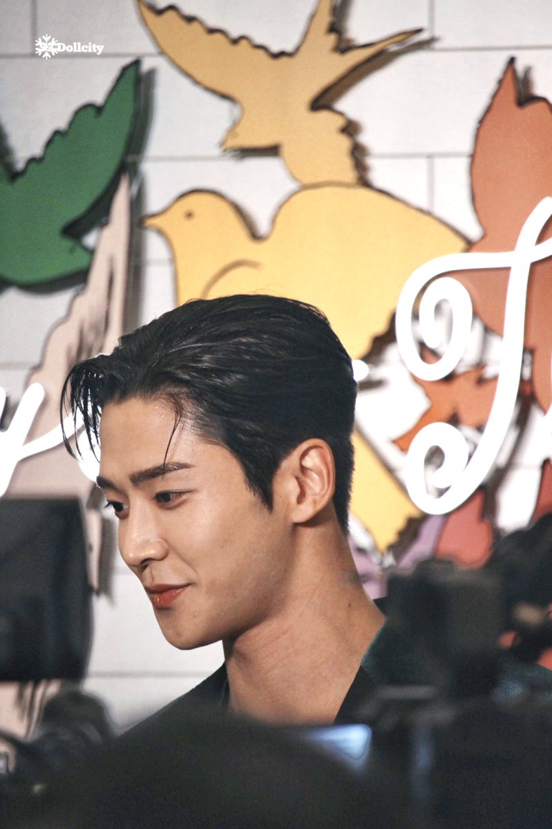 93dollcity's tweet photo. 221201 🎨🫧 티파니앤코

#SF9 #에스에프나인 #ROWOON #로운 #김로운 #김석우 https://t.co/T5Nkm19BOb