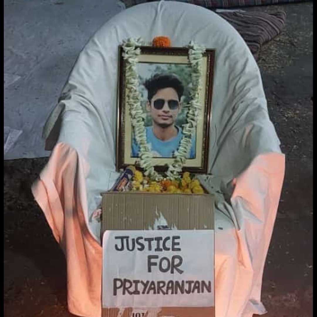 deepfly21's tweet photo. #justiceforpriyaranjan 

Priya Ranjan lost his life due to ragging in NILD, WB. Govt has zero-tolerance policy towards ragging. But Institutes are still doing ragging at extreme level, resulting to death students. https://t.co/qIuCIOVy1X