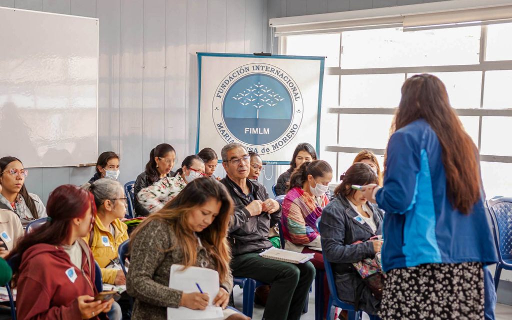 FIMLM's tweet photo. En nuestro punto de información de #BosaRecreo se realizó la primera #FeriaDeEmpleo con el fin de incentivar la activación económica de los habitantes de este sector haciendo énfasis en la empleabilidad como opción de generación de ingresos • Leer más: https://t.co/ZImfCY7om7 https://t.co/WwYSNvEC6I