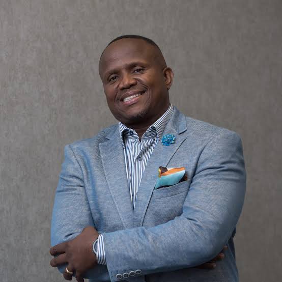 zulugoddes's tweet photo. Pastor Numba starts his own fellowship to revive the true sounds of Worship. 
https://t.co/NnnrxsUREn
#pastorNumba 
#sonymusicafrica https://t.co/bHneWJUXGi