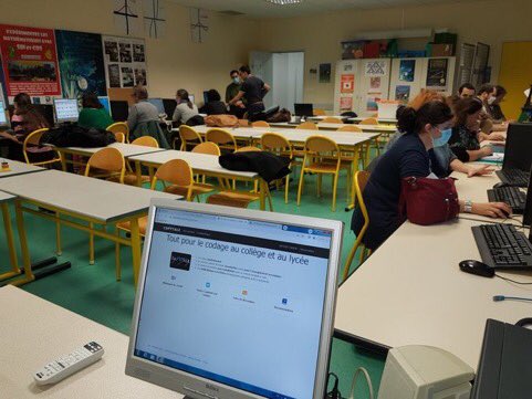 maths_ot's tweet image. 🖥Initiation autour de la #programmation via @CapytaleFr pour des professeur•e•s de #maths, de #physiquechimie au #LaboMaths_ot d’Issoudun au lycée Balzac-d’Alembert
✅Utiliser la bibliothèque
✅Créer & partager des activités
✅S’associer dans la conception d'activités Notebook