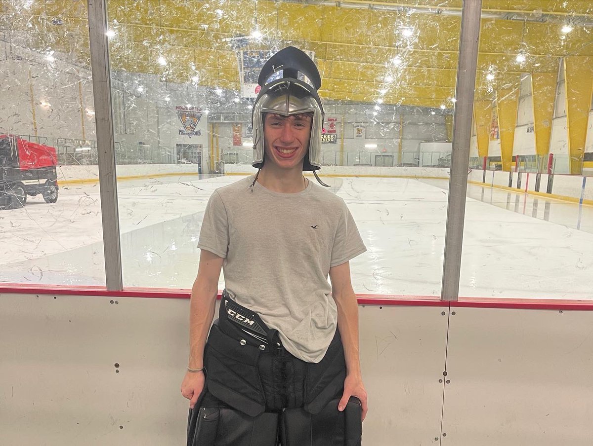BC_Hockey1971's tweet photo. A 6-0 SHUTOUT WIN for BC vs Morgantown! Player of the game / Goalie, Ayden Worstell!  @bishopcanevin @keystone_oaks @setonlasalle @ko_goldeneagles @crusaderathdept @SLS_Athletics https://t.co/2GTGSDAU37