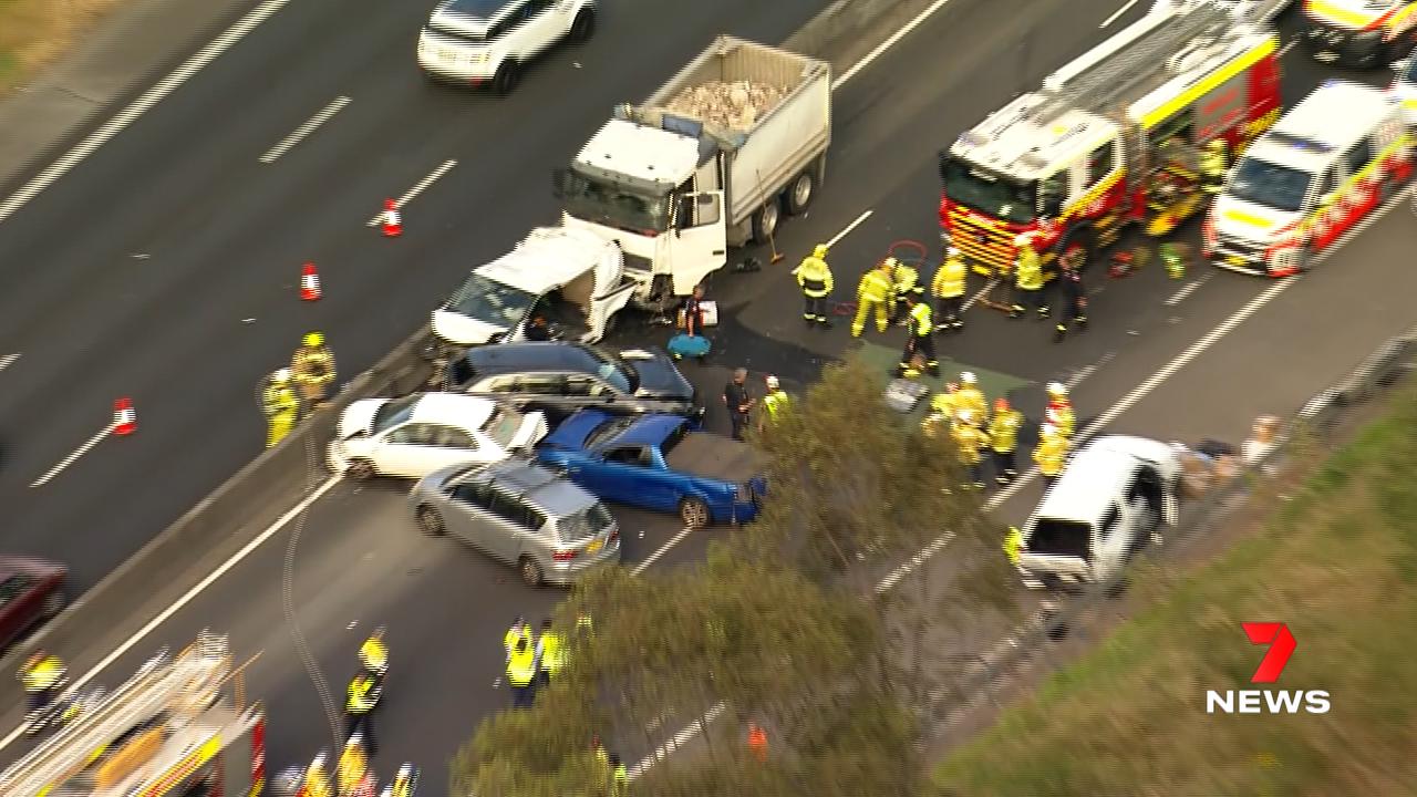 7NEWS Sydney On Twitter There Has Been A Nasty Pile up On The M4 7news-sydney-on-twitter-there-has-been-a-nasty-pile-up-on-the-m4