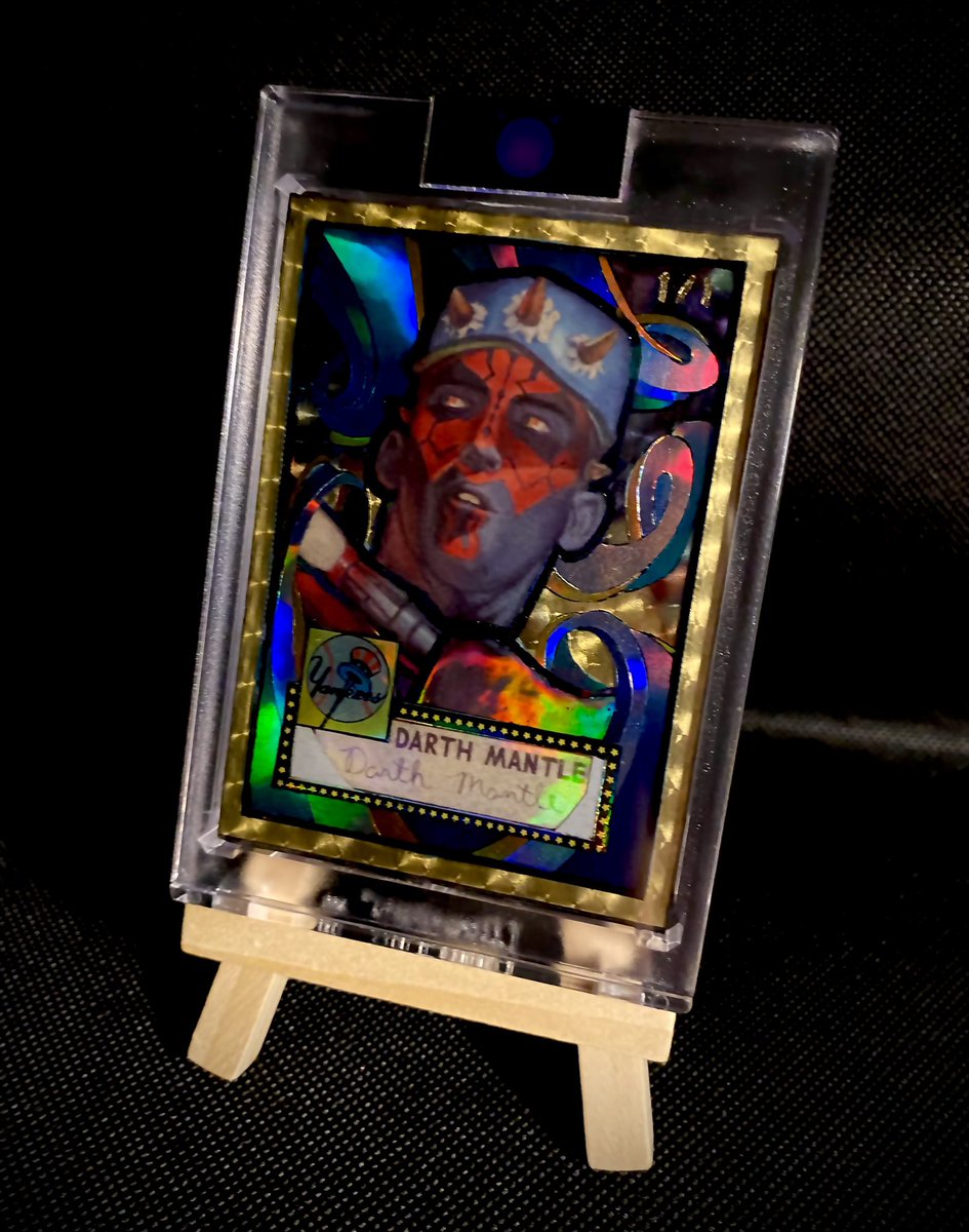 thekardkiller's tweet photo. Using a superfractor to make a superfractor is a risky business. Pricey real estate. #cardart https://t.co/dHPikKKGO0