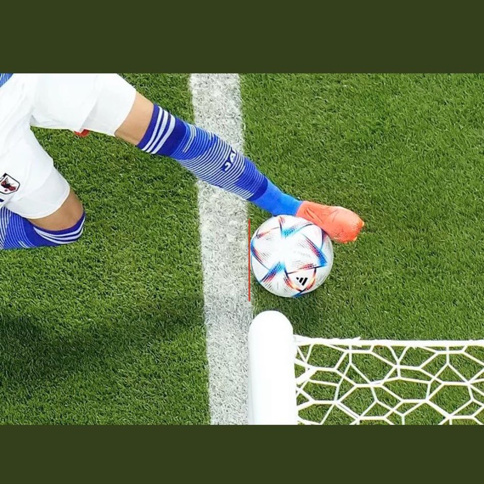 iT4rai's tweet photo. @danipinedasfc @FIFAWorldCup The ball is still in the line, so it’s safe!! https://t.co/m9Vuvj2KYc
