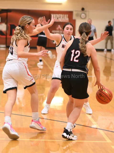 ImpRepNews's tweet photo. The CCS girls open the season with a win over Cozad. https://t.co/kjvzlnQhSq