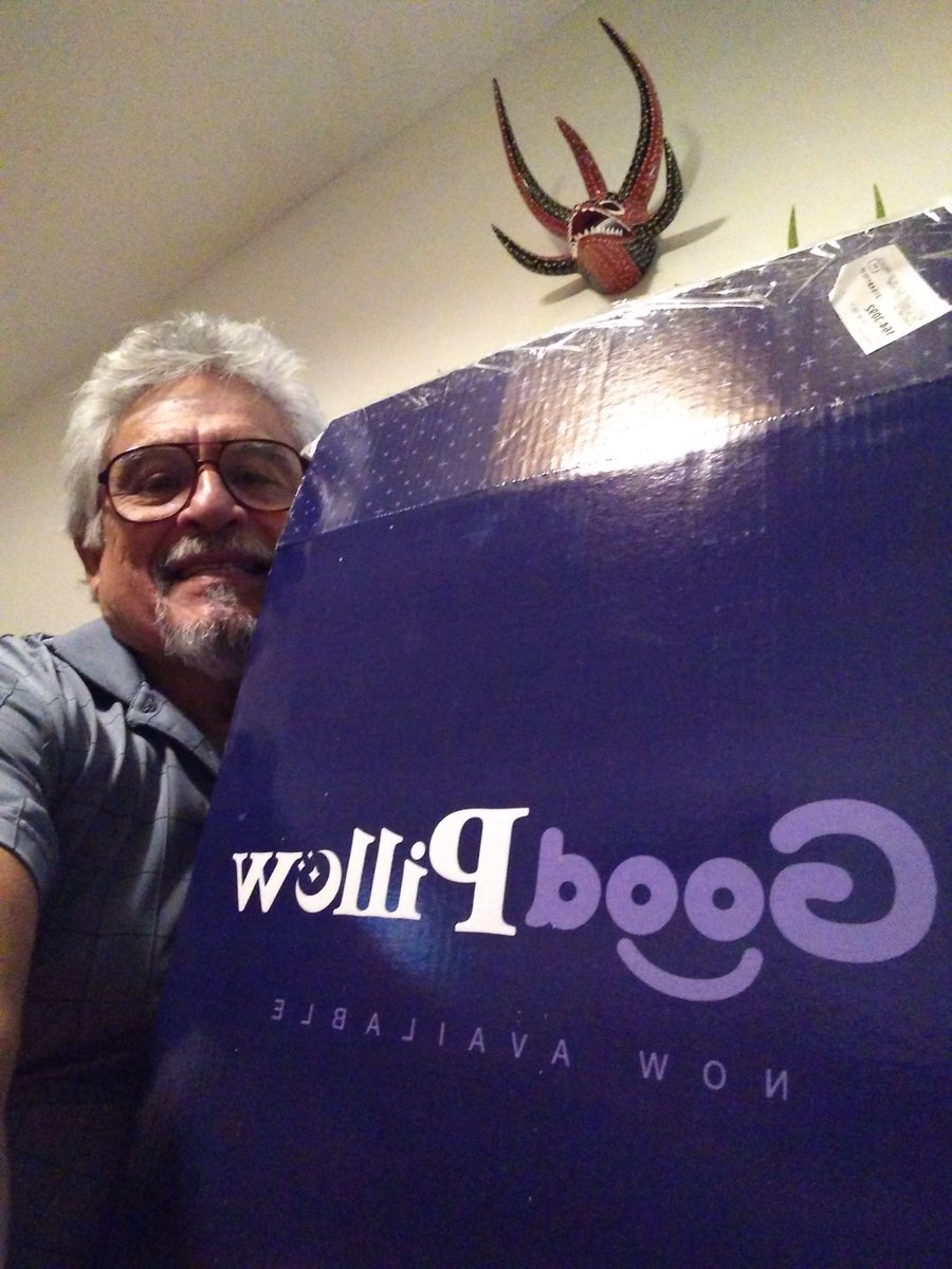 🎶🎵 Tonight, I celebrate my dreams for me 🎵🎶

<a href="/GoodPillowCo/">GoodPillowCo</a> 
<a href="/williamlegate/">LeGate</a> 
<a href="/NotHoodlum/">Hoodlum 🇺🇸</a> 
@ MikeLindellCEO