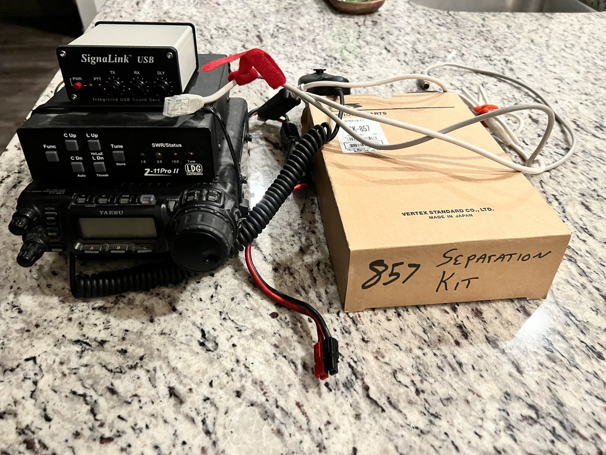 cliff_colvin's tweet photo. Happened across a great deal on a new to me #POTA rig! Looking forward to starting to field operate. #HamRadio #parksontheair https://t.co/Fv1YBCO9W5