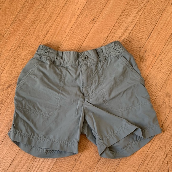 So good I had to share! Check out all the items I'm loving on <a href="/Poshmarkapp/">Poshmark</a> from <a href="/Dantetyree2021/">Maddies Fashion</a> #poshmark #fashion #style #shopmycloset #mattel #columbia: posh.mk/CMQs3jm4pvb