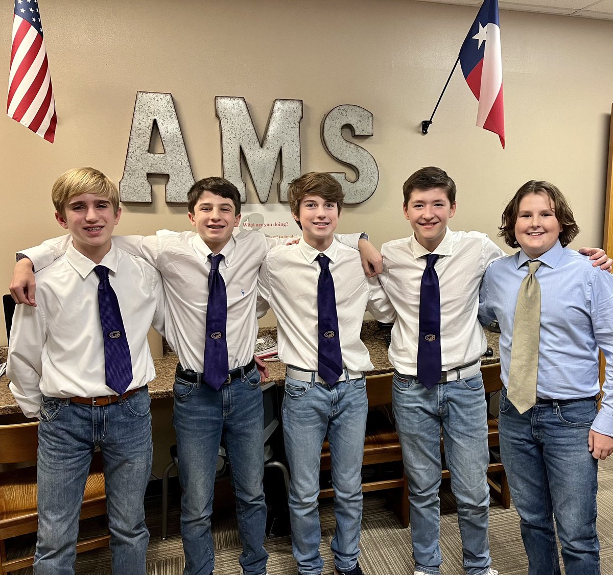 aesbinford's tweet photo. 1st basketball game of the season tonight 🏀 great group of boys representing AMS @AMSpirates  #piratenation @granburyisd https://t.co/4Uy2NOIQlv