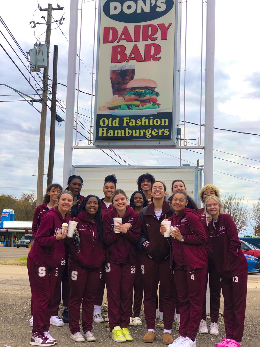 Bounced back today, 75-34 over Henderson, &amp; got the post game treat to top it off 👌