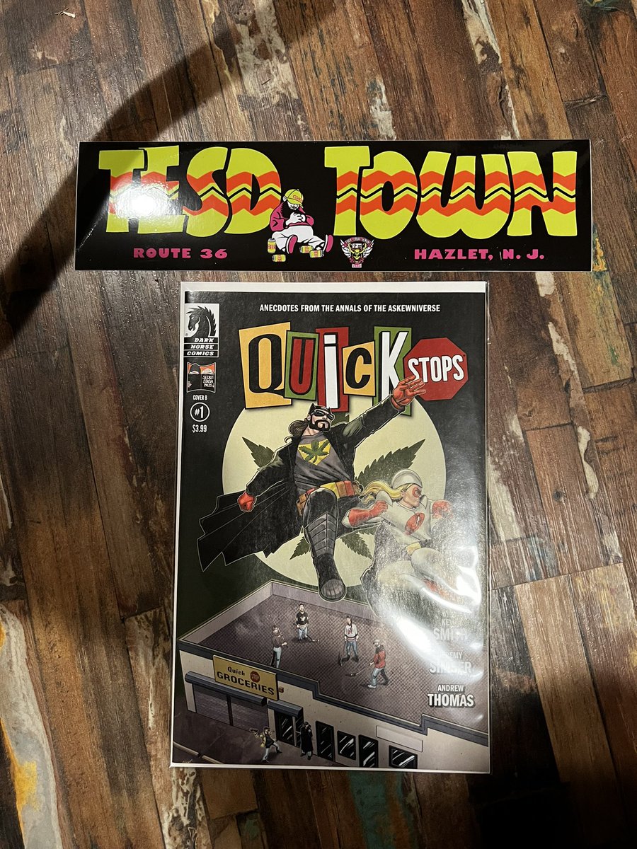 It’s #Giveaway time! This week is a double header. One gets the comic by <a href="/ThatKevinSmith/">KevinSmith</a> and the other gets the bumper sticker from <a href="/sundayjeff/">booyah</a> <a href="/TellEmSteveDave/">Bryan Johnson</a>  like, retweet, and comment #TESD on this post only to enter. <a href="/DonovanTESD/">Donovan 4CD #8693🐜</a> <a href="/SModfan/">Curator</a> <a href="/tesdgroupie/">TESDgroupie</a>