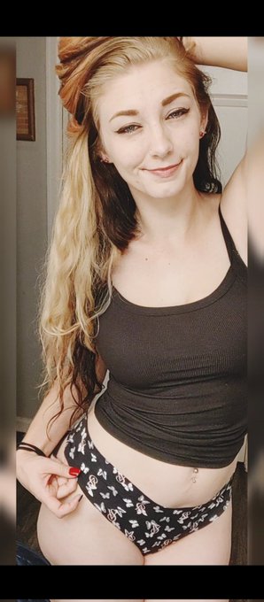 Wishing I could be told what to do so I can be a brat about it! Ask me about my butterfly.. #submissive<a href="/tag/selfie"class="tags"><span>#selfie</span></a><a href="/tag/beautiful"class="tags"><span>#beautiful</span></a><a href="/tag/sexy"class="tags"><span>#sexy</span></a><a href="/tag/blonde"class="tags"><span>#blonde</span></a><a href="/tag/redhead"class="tags"><span>#redhead</span></a><a href="/tag/brat"class="tags"><span>#brat</span></a>