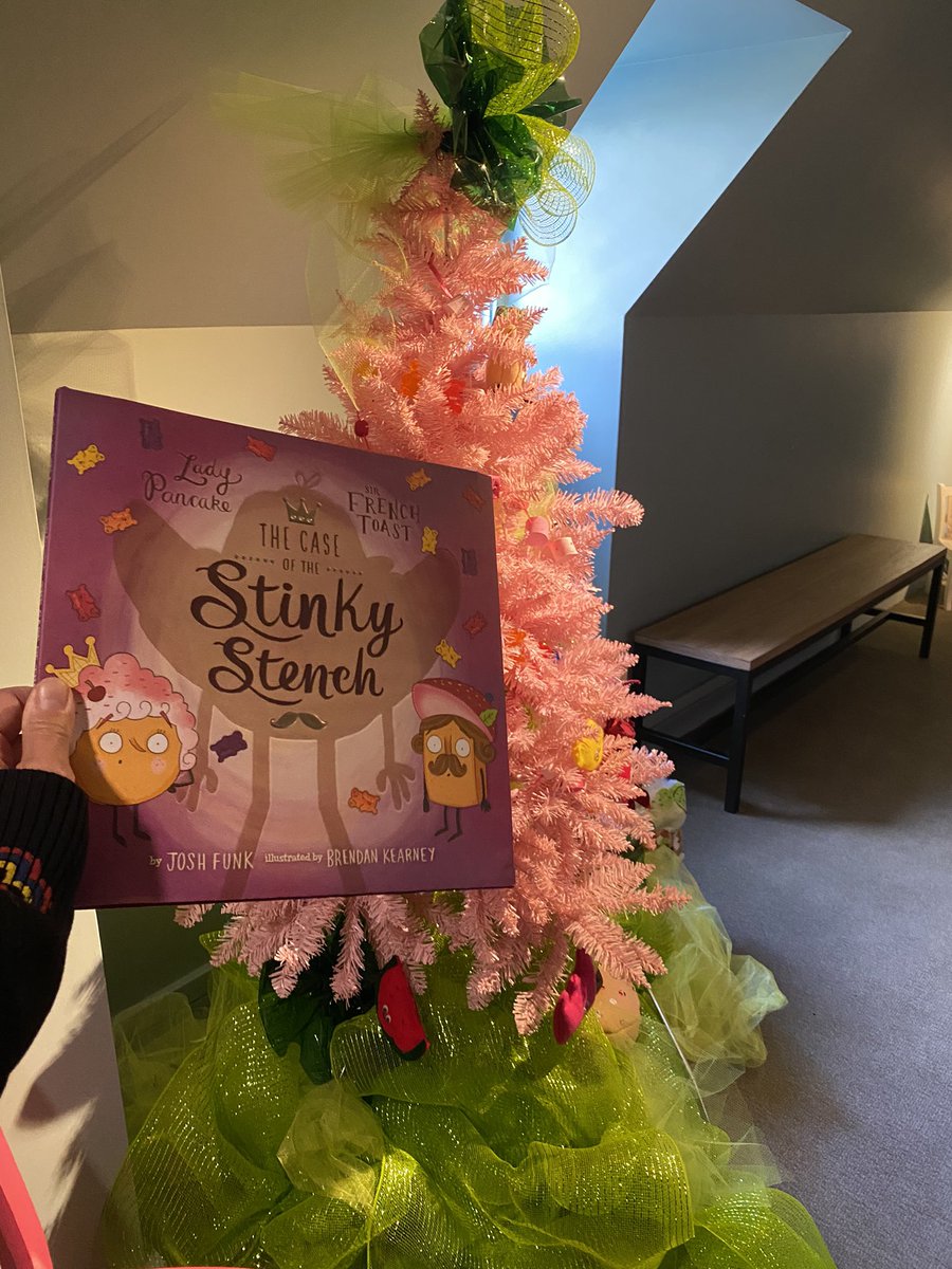 CedarsStories's tweet photo. What ornaments would hang from a tree themed to your #kidlit book? I toured the brilliant Family Trees exhibit today at @ConcordMuseum and delighted in trees like the ones inspired by @joshfunkbooks @RosemaryMosco @TwoFish #brendankearney and #loisehlert - if you can go, do! https://t.co/ahANkEexvw