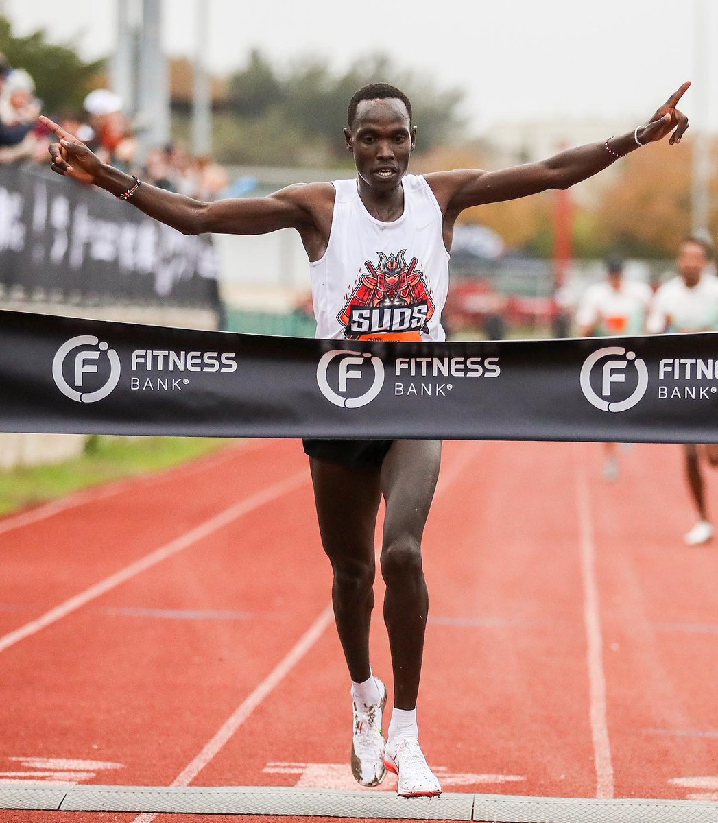 💥 DON’T YOU FORGET ABOUT ME 💥

2019 NCAA cross country champion Edwin Kurgat takes the men’s individual <a href="/soundrunning/">Sound Running</a> Cross Champs title in 23:30‼️
