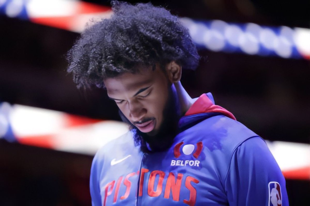 Marvin Bagley III tonight:

19 points 
13 rebounds 
2 assists 
1 steal 
7/10 FGM 

🔥🔥🔥🔥