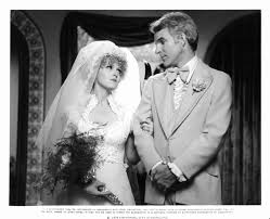 PammyJC's tweet image. #NavinJohnsonsProblems 
He never knew he was related to Forrest Gump.