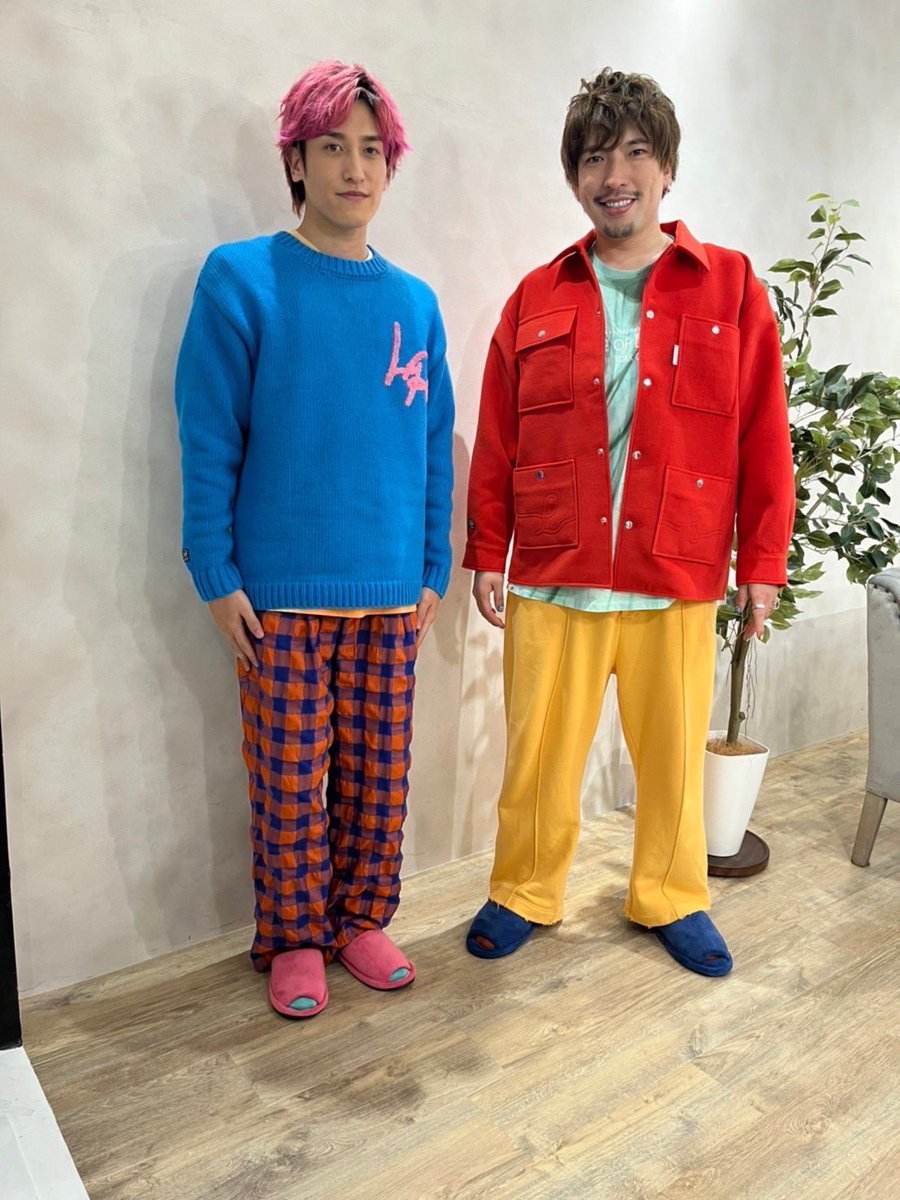taishi0130_'s tweet photo. またまたEXITのお2人がLIBEIROを着用してくれました!
ありがとうございます^ ^
#EXIT #兼近大樹 #りんたろー。 #LIBEIRO https://t.co/icldx2VLjY