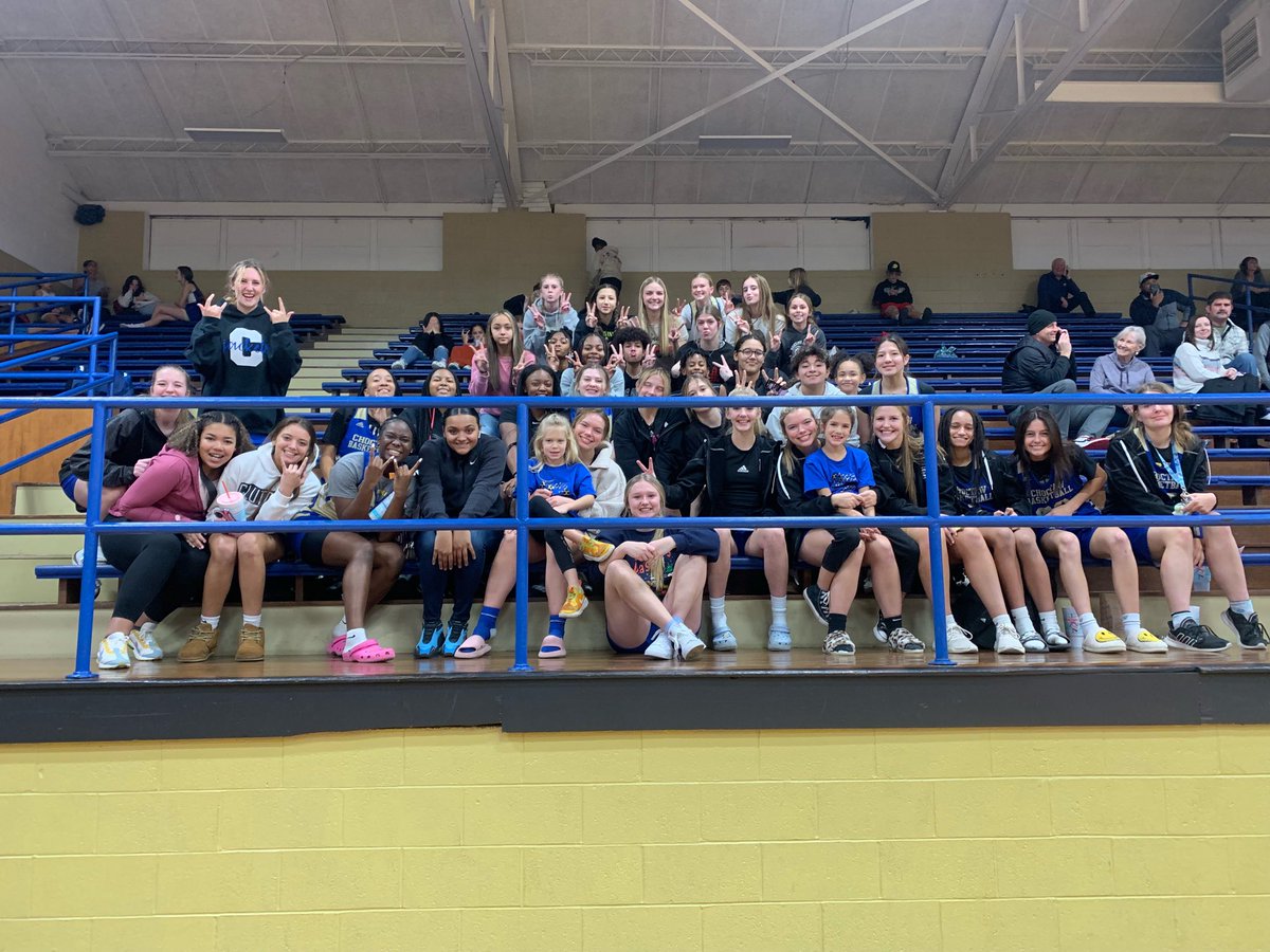 LadyJacketBB's tweet image. Fun times cheering on our middle schools teams! One Family!
