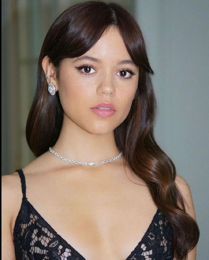 pablo_maceedo's tweet photo. Simplesmente linda pra caralho...🙆✨❤️ #JennaOrtega #Wandinha https://t.co/iV5j3SxPDg