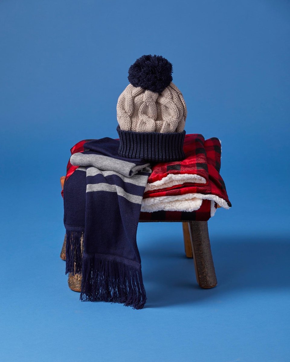 Did you hear that? Winter says it’s on its way. 🥶 Bump up your body temp and stay warm with updated fleece pieces, beanies, and everything in between. What’s your “it’s freezing out” go to piece?