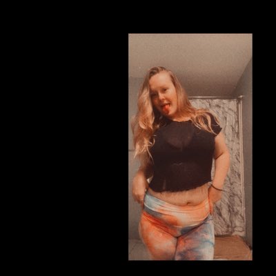 SluttyHunnieBun's tweet photo. #NewProfilePic https://t.co/W4saAMoly5