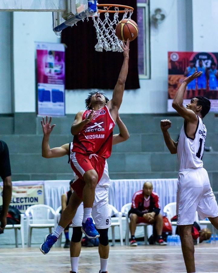 sidbreakball's tweet photo. @mizorampolice @robertroyte @Lalchamliana12 @ZoramthangaCM High spirited and high flying performances from Mizoram basketball team at the 72nd National Basketball Championship, Udaipur. https://t.co/1oVpoUunrT