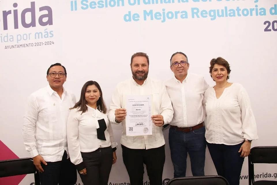 ing_jochan's tweet photo. Dando seguimiento a la Política de #MejoraRegulatoria del #AyuntaMÉRIDA encabezada por el alcalde Lic. #RenánBarrera, se   realizó la II Sesión Ordinaria del Consejo Municipal de Mejora Regulatoria de Mérida. https://t.co/8eNZcuogK0