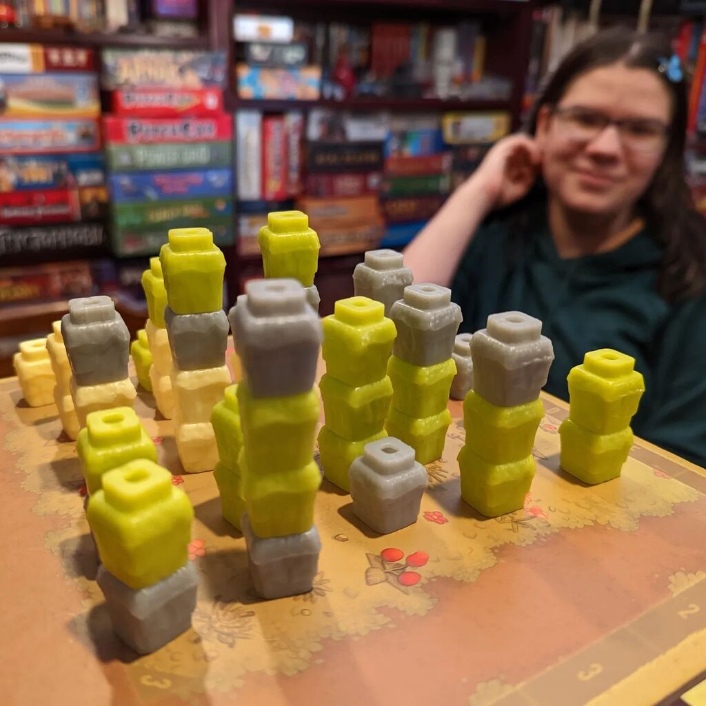 TabletopBellhop's tweet photo. Three player Mountains out of Molehills from @theopgames with my kids.
#MountainsOutOfMolehills #TheOp #FamilyGameNight #familygames #ProgrammedMovement #Boardgame #GreatTablePresence #GreatLookingGames https://t.co/EL2Fh4Og0a https://t.co/s1CxW4DQZ5