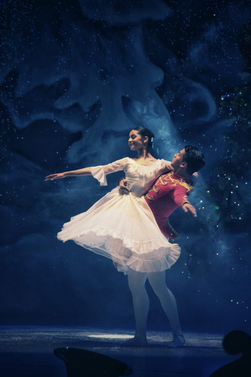 💫✨🎉Orgullosos de la gran producción de "El Cascanueces, La experiencia en vivo", un espectáculo de gran nivel académico y artístico, ¡no te lo pierdas! #danza #cascanueces #Universidad #Navidad