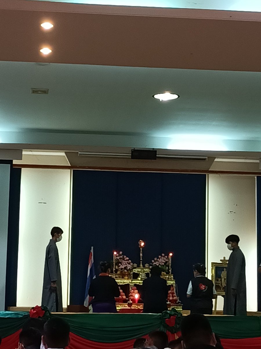 sh_jdon's tweet photo. โรงเรียนให้กุมาทำไร
#bmfact https://t.co/bxDVRNm2cA