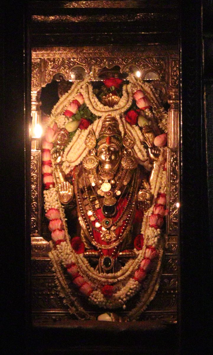 KateelShri's tweet photo. ಕಟೀಲು ಶ್ರೀದುರ್ಗಾಪರಮೇಶ್ವರಿ ಅಮ್ಮನವರ ಇವತ್ತಿನ ಅಲಂಕಾರ 02-12-2022 https://t.co/9nwNslxAzP