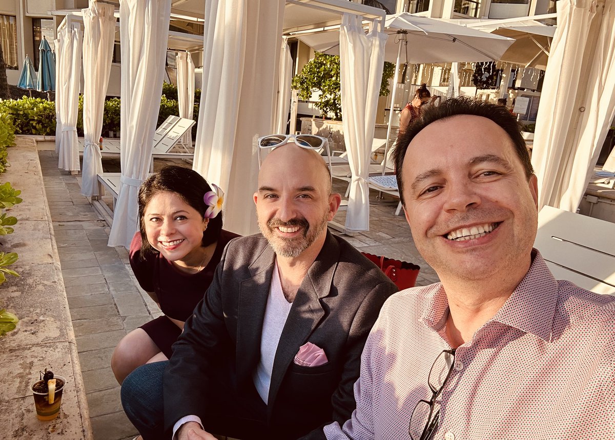 IHC_guy's tweet photo. Pre-gaming with my @NANETS1 All-Star buddies before the #CommNETs Gala. https://t.co/bngXNggrSk