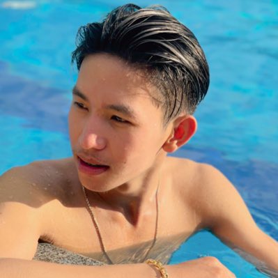 ហៃ ណា tweet media