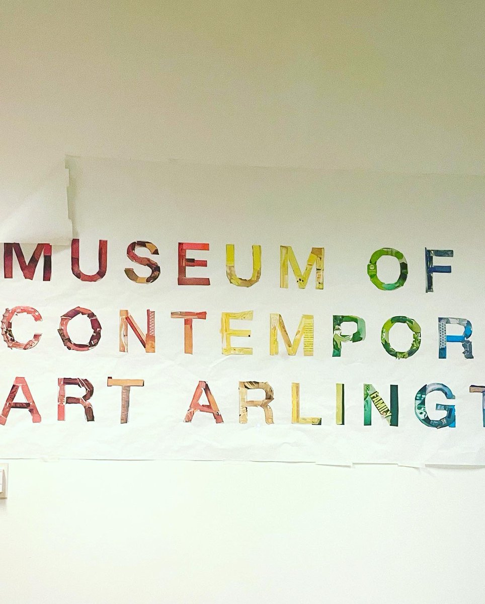 KimKlingler's tweet photo. Great to stop by @mocaarlington with #MadeInArlington Holiday Market! 🎄🎨
#localartists #shoplocal #holidaymarket https://t.co/GJkyaODhyc