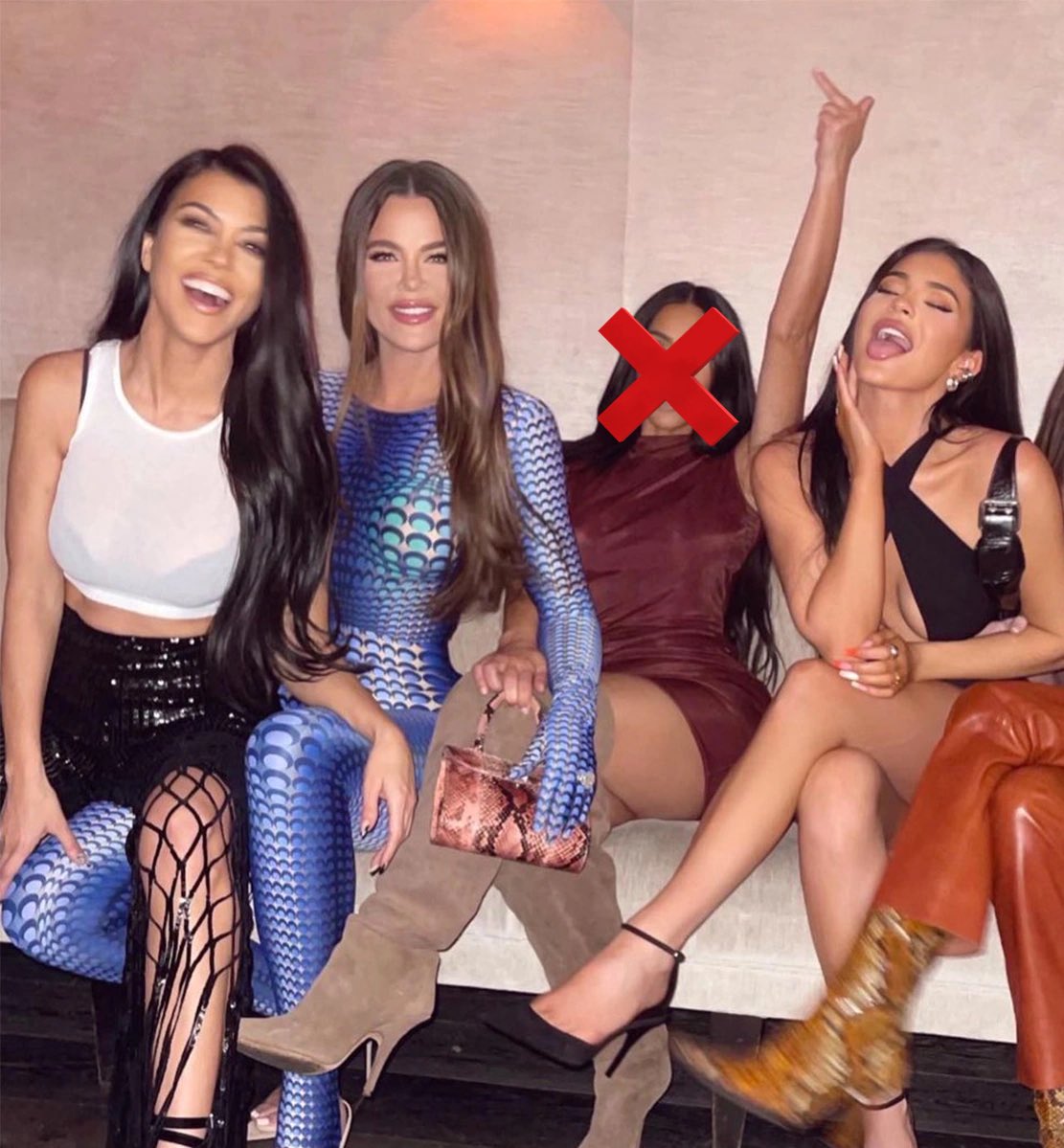 ghostofkurta's tweet image. 