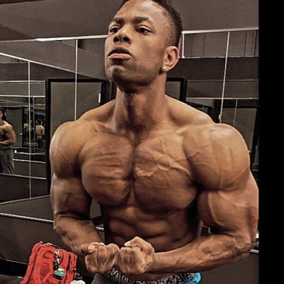 EZetheBOSS's tweet image. #NewProfilePic