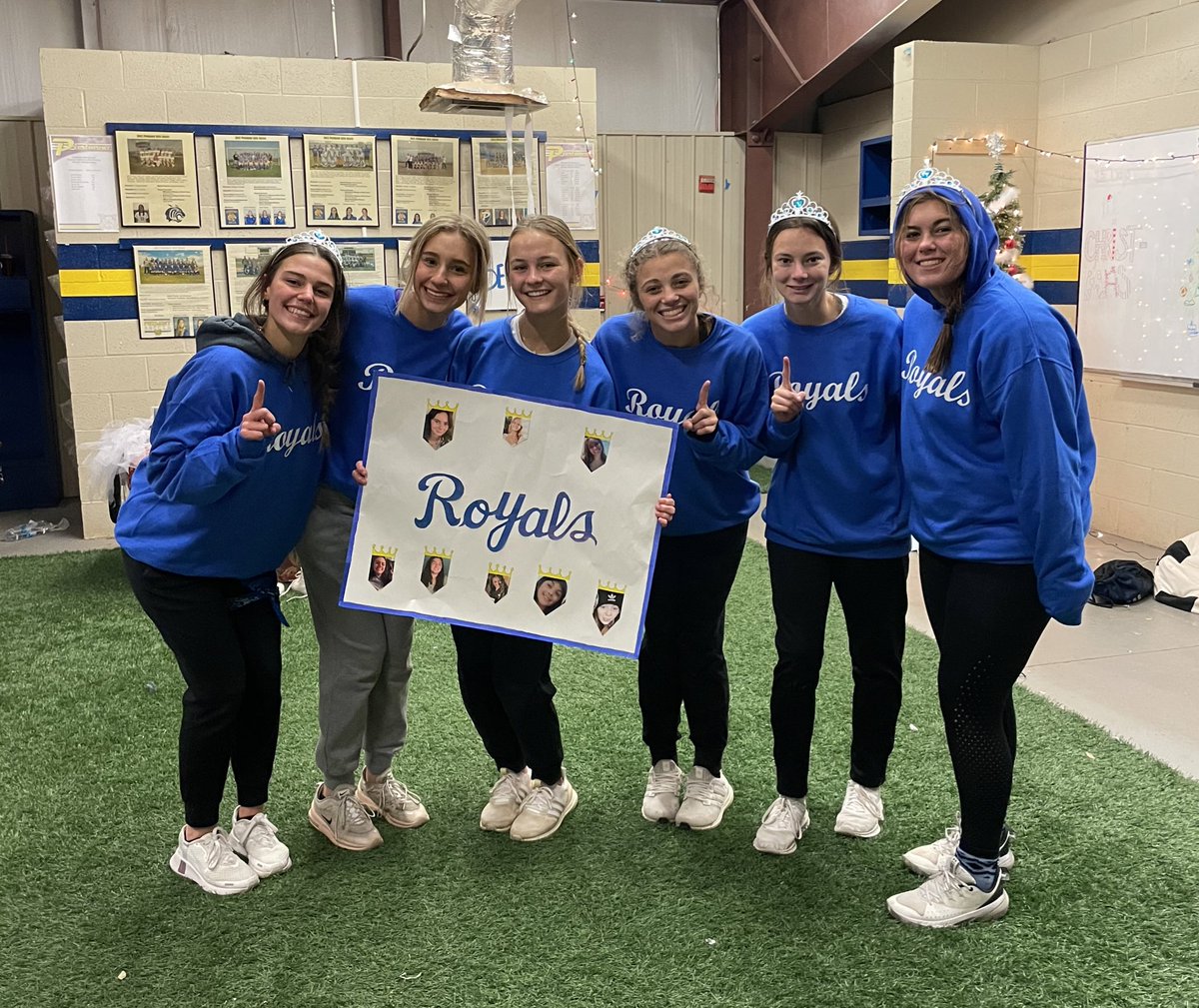 AliDSoccer's tweet photo. Piedmont Soccer Survivor Night Champs! @PiedmontAth @OkPiedmont @girlssoccernet @girlsfutbolclub @SoccerGrlProbs @NcsaSoccer @ImCollegeSoccer #SixEggs #PPP #soccer #futbol  #hardwork #soccerista #girlpower #girlssoccer #womenssoccer #baller #goals #soccergirl #PiedmontSoccer https://t.co/xWTrkc0Uax