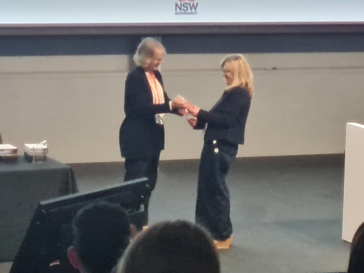Magda Raban (@magdazr) on Twitter photo Congratulations to <a href="/JWestbrook91/">Johanna Westbrook</a> for receiving the Distinguished Senior Investigator award at #HSR2022 !!@hsraanz <a href="/AIHI_MQ/">Australian Institute of Health Innovation</a> Congratulations to <a href="/JWestbrook91/">Johanna Westbrook</a> for receiving the Distinguished Senior Investigator award at #HSR2022 !!@hsraanz <a href="/AIHI_MQ/">Australian Institute of Health Innovation</a>