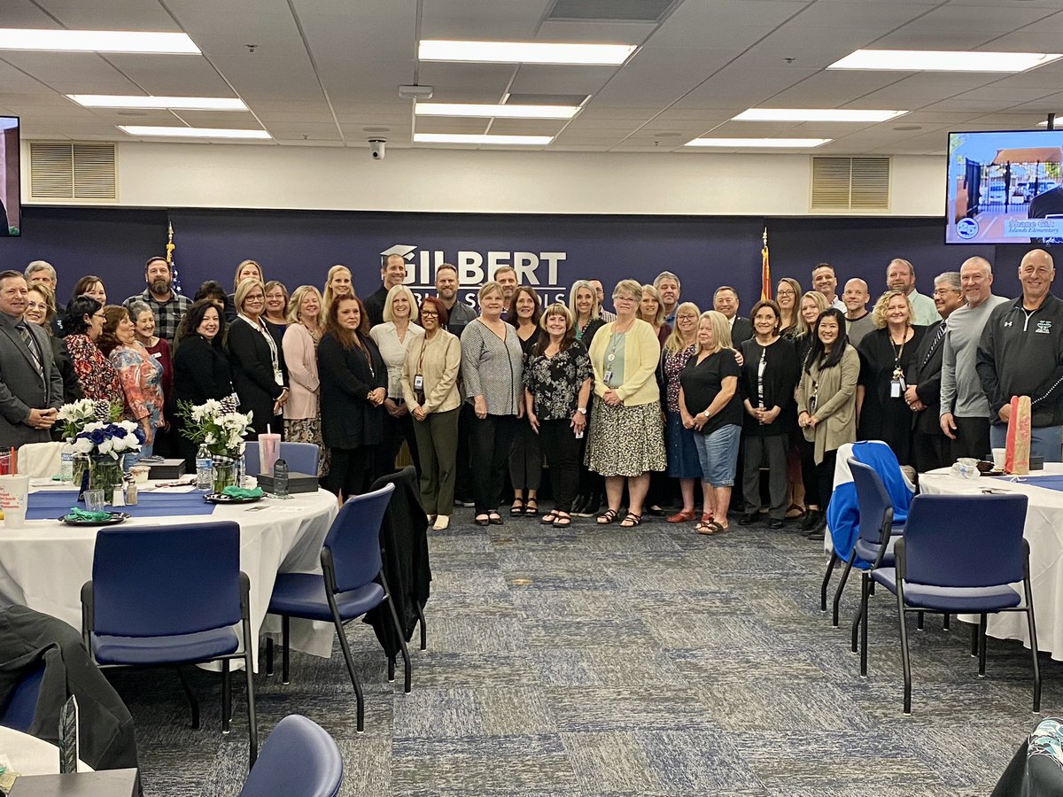 Marcietaylor14's tweet photo. Congratulations to all of our @GPS_District 25 year employees! We loved recognizing you at the breakfast celebration this morning! #ConnectCreateCare @MccordGps https://t.co/gyBdy6yEr7
