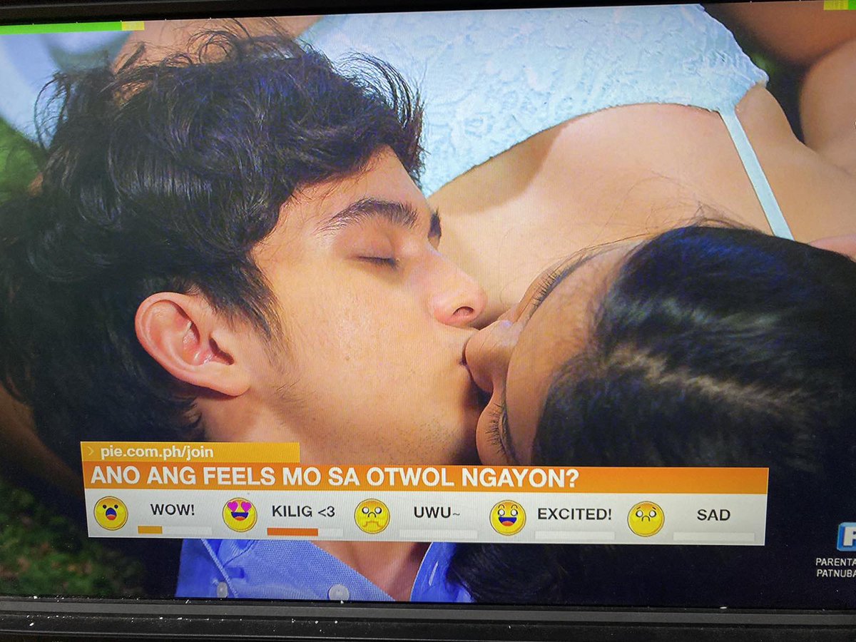 Karen_Bordador's tweet photo. Our reaction to OTWOL’s rewatch episode!!!!! 🫣🤭😍🥰

Kiligggggg hihihi https://t.co/qhakCrXkdg
