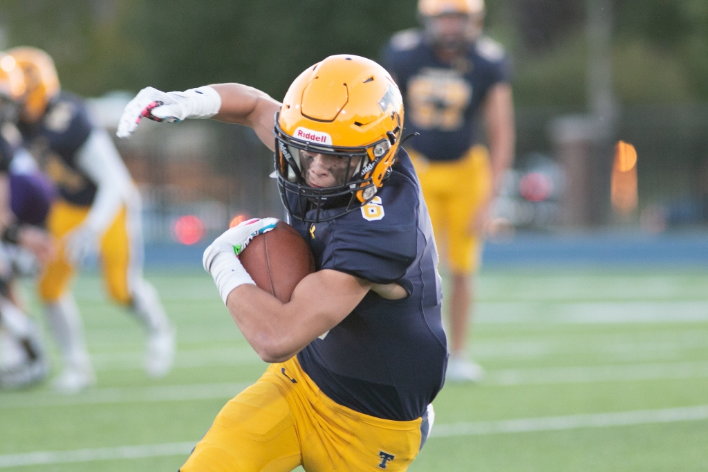 NewsHeraldMI's tweet photo. 2022 All-Downriver League football team https://t.co/AQe5F1frtd https://t.co/yLa25SuhGI