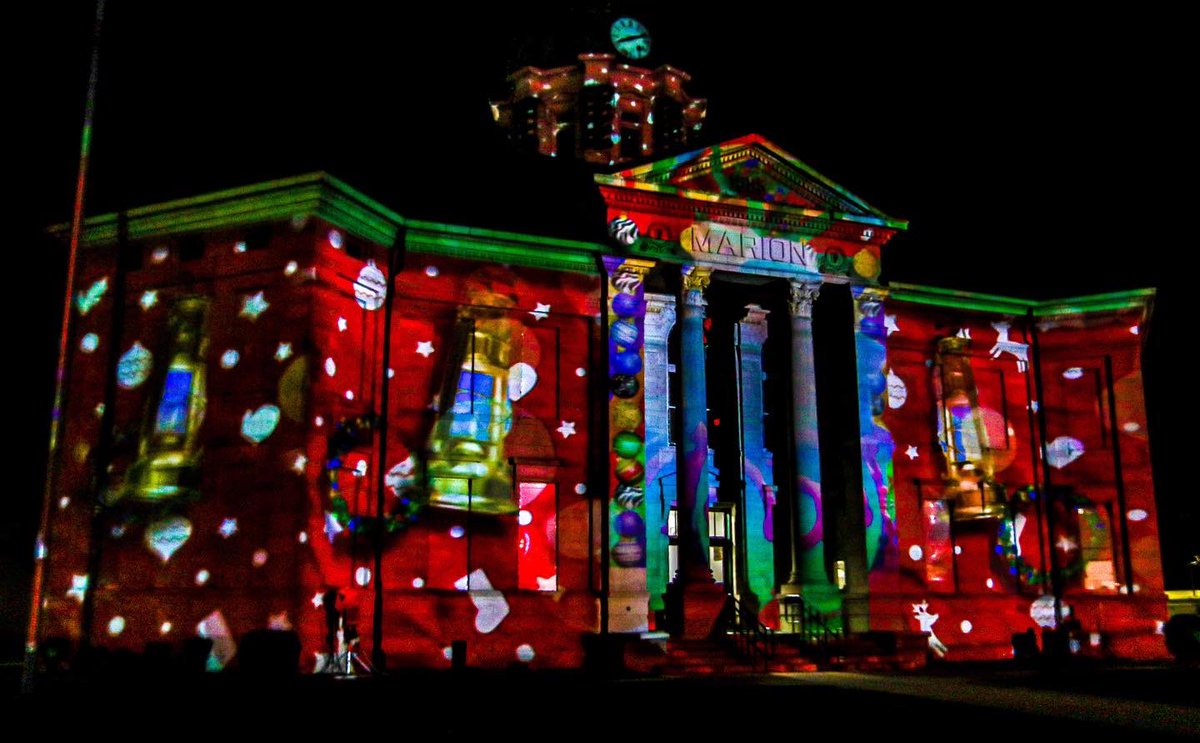 marsh413's tweet image. Christmas in Columbia