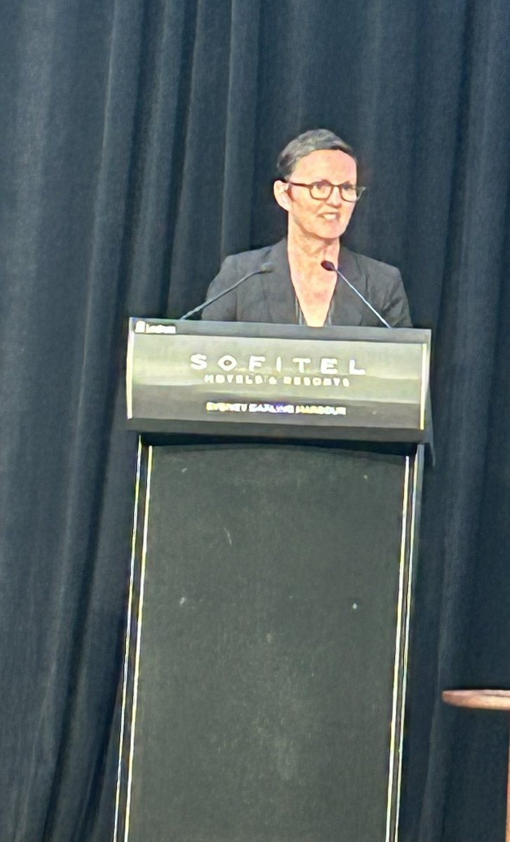 utsSoNM's tweet photo. A wonderful unconventional presentation by A/Prof @Jo_T_River ‘Seeing the links between empathy &amp; embodied connectedness in co-design education research @empathyEd #empathyEd22 @utsSoNM @NthSydHealth https://t.co/32dWQGv6T7
