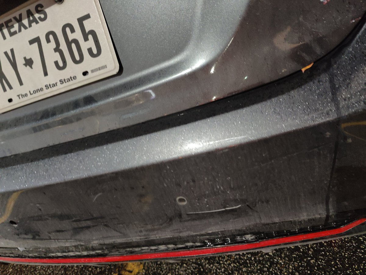 QueenMisa10's tweet photo. Ugh once again in another car accident😮‍💨😭 got rear-ended😫
#badluck https://t.co/1VKloNeZRj