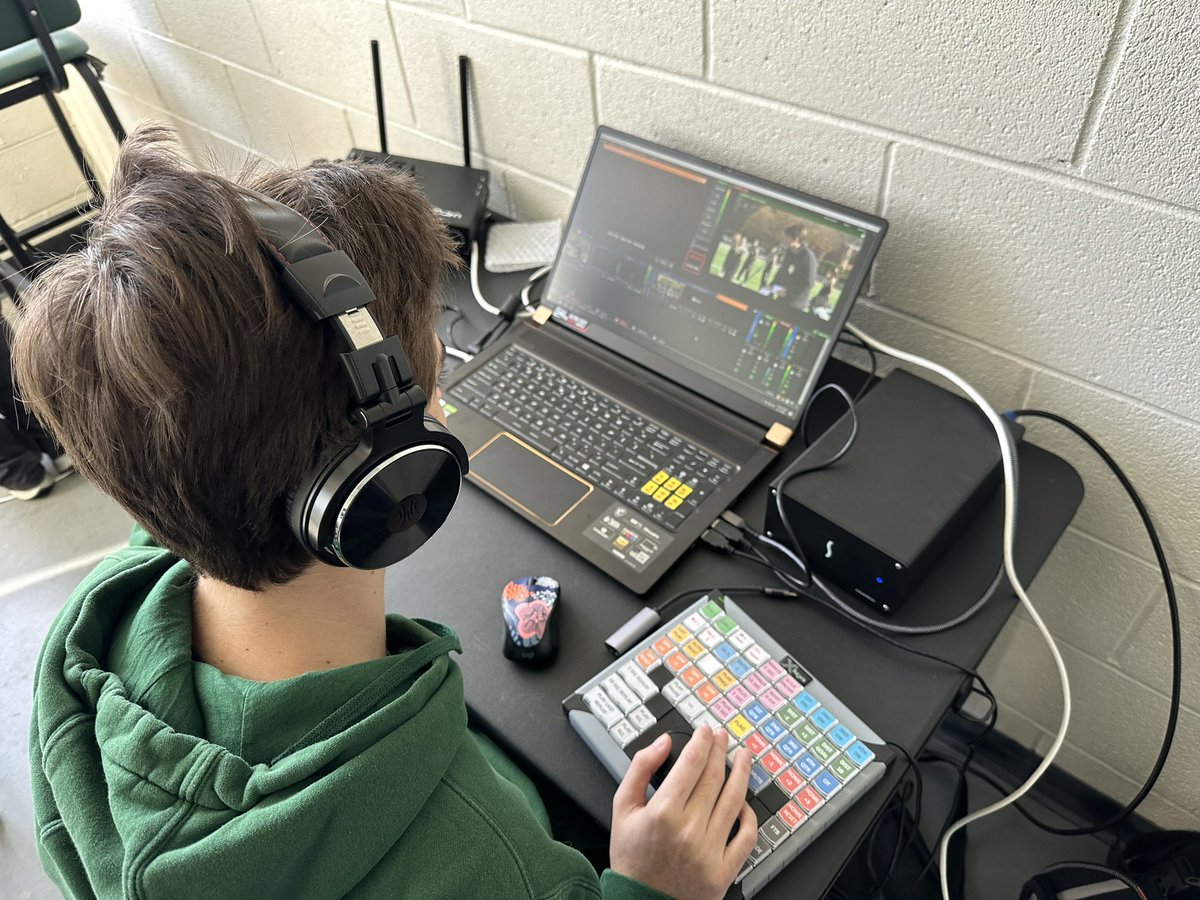 HSSpartanTV's tweet photo. THIS is what we are working for! We are so glad that we were able to produce this event so that the whole Spartan community could tune in.
Did you miss the live event? You can watch it on our website at https://t.co/6sD9xz3Fbk Choose On Demand > Events
#livework #studentproduced https://t.co/VqIsacJfVG