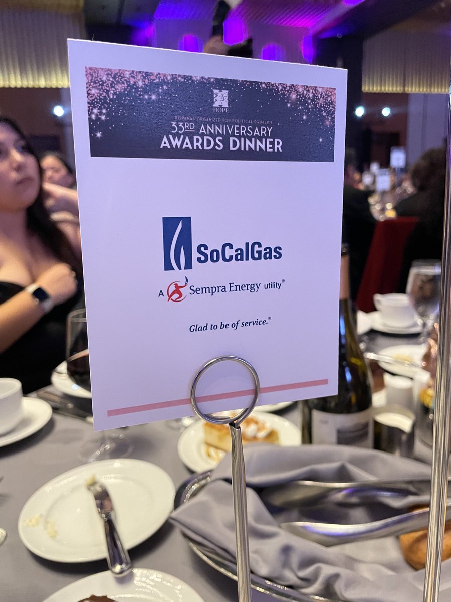 Celebrating <a href="/HOPELatinas/">HOPE</a> tonight with <a href="/socalgas/">SoCalGas</a> colleagues! Their work and dedication to #Latinas is remarkable! Congratulations on your 33rd anniversary! #TeamSoCalGas